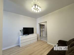 2-к квартира, вторичка, 43м2, 8/9 этаж