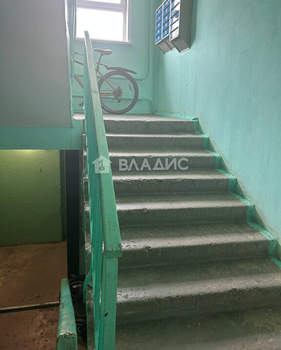 2-к квартира, вторичка, 48м2, 1/9 этаж