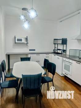 4-к квартира, вторичка, 97м2, 2/2 этаж