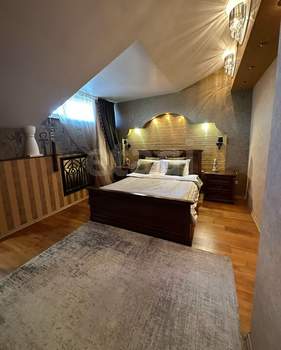 4-к квартира, вторичка, 147м2, 8/8 этаж