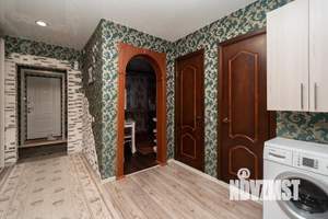 2-к квартира, вторичка, 64м2, 1/1 этаж