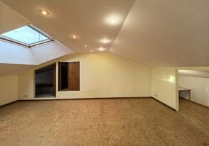 4-к квартира, вторичка, 160м2, 9/10 этаж