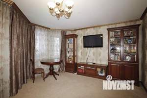 3-к квартира, вторичка, 131м2, 1/6 этаж