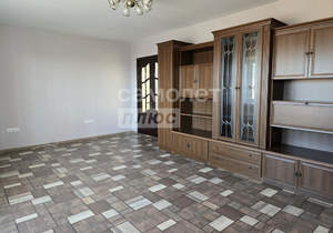 4-к квартира, вторичка, 110м2, 6/7 этаж