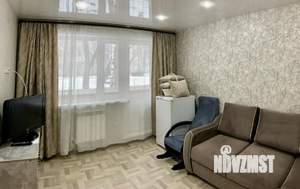 2-к квартира, вторичка, 43м2, 1/5 этаж