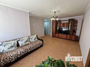 2-к квартира, вторичка, 44м2, 1/4 этаж
