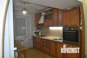 4-к квартира, вторичка, 111м2, 2/4 этаж