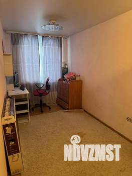 2-к квартира, вторичка, 42м2, 1/4 этаж