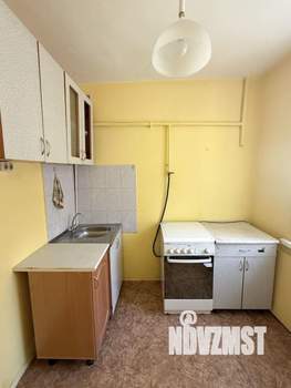 2-к квартира, вторичка, 45м2, 1/4 этаж