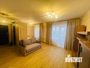 Студия квартира, вторичка, 38м2, 1/10 этаж