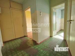 4-к квартира, вторичка, 61м2, 3/5 этаж