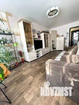3-к квартира, вторичка, 61м2, 1/5 этаж