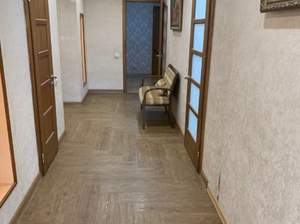 4-к квартира, вторичка, 125м2, 1/8 этаж