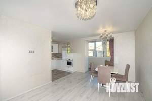 3-к квартира, вторичка, 68м2, 2/5 этаж