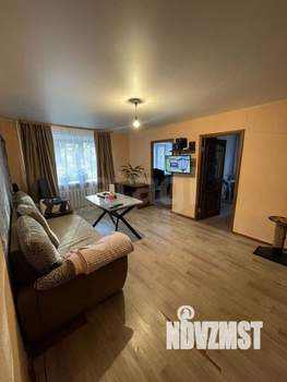 4-к квартира, вторичка, 64м2, 1/4 этаж