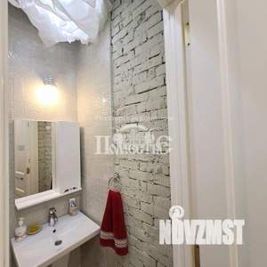 2-к квартира, вторичка, 50м2, 1/4 этаж