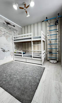 2-к квартира, вторичка, 52м2, 1/9 этаж