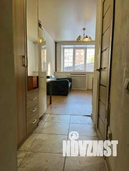 Студия квартира, вторичка, 17м2, 1/4 этаж