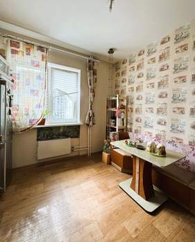 2-к квартира, вторичка, 64м2, 4/16 этаж