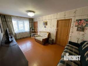3-к квартира, вторичка, 48м2, 1/5 этаж