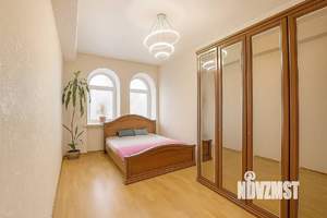 4-к квартира, вторичка, 99м2, 4/4 этаж