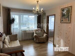 4-к квартира, вторичка, 61м2, 5/5 этаж