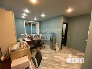 2-к квартира, вторичка, 42м2, 1/5 этаж