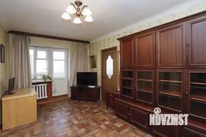 2-к квартира, вторичка, 42м2, 3/4 этаж