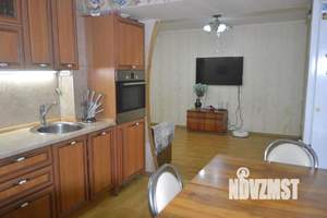 4-к квартира, вторичка, 111м2, 2/4 этаж