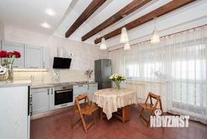 4-к квартира, вторичка, 168м2, 4/4 этаж