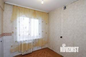 3-к квартира, вторичка, 58м2, 3/5 этаж
