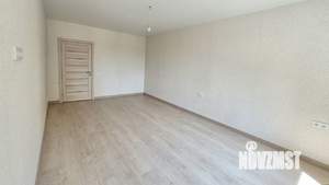 2-к квартира, вторичка, 65м2, 1/17 этаж