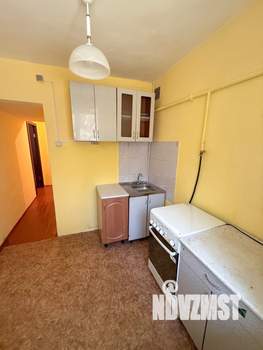 2-к квартира, вторичка, 45м2, 1/4 этаж