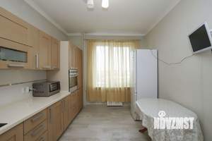 3-к квартира, вторичка, 100м2, 7/10 этаж