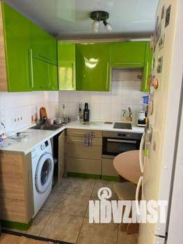 2-к квартира, вторичка, 42м2, 1/4 этаж