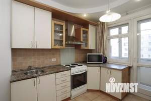 4-к квартира, вторичка, 74м2, 6/9 этаж