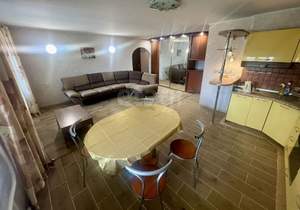 2-к квартира, вторичка, 75м2, 3/6 этаж