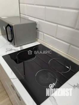 2-к квартира, вторичка, 75м2, 1/17 этаж