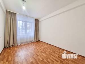 3-к квартира, вторичка, 75м2, 1/17 этаж