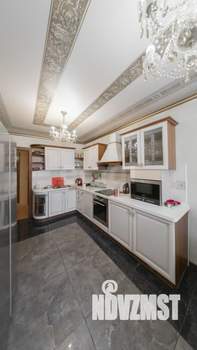 3-к квартира, вторичка, 173м2, 3/6 этаж