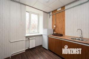 2-к квартира, вторичка, 41м2, 1/4 этаж