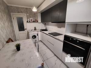 3-к квартира, вторичка, 63м2, 1/5 этаж