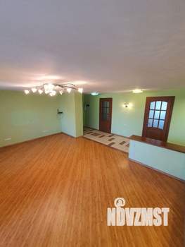 4-к квартира, вторичка, 100м2, 3/5 этаж