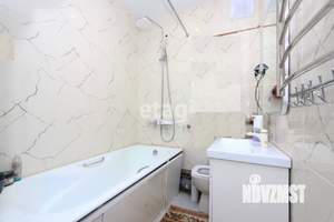 2-к квартира, вторичка, 63м2, 1/5 этаж