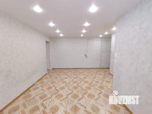 2-к квартира, вторичка, 45м2, 1/5 этаж