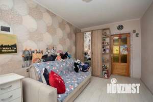 4-к квартира, вторичка, 142м2, 3/5 этаж