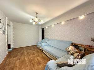 3-к квартира, вторичка, 60м2, 1/4 этаж