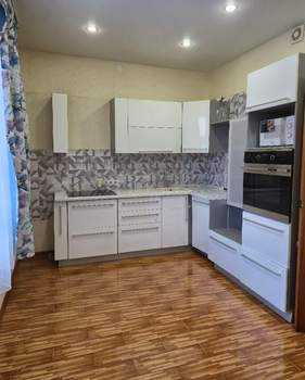 2-к квартира, вторичка, 61м2, 2/5 этаж