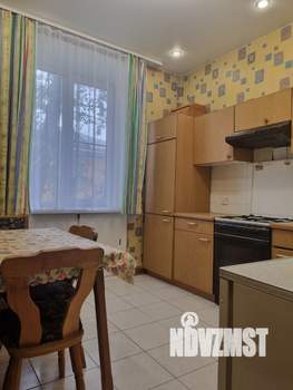 3-к квартира, вторичка, 73м2, 4/4 этаж