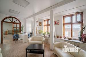 4-к квартира, вторичка, 139м2, 3/3 этаж